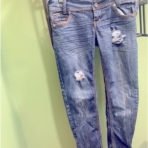 Jeans size 1 that is a 25in the waist which are made by almost famous